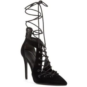 Kendal and Kylie Angel lace up Heel size 9.5